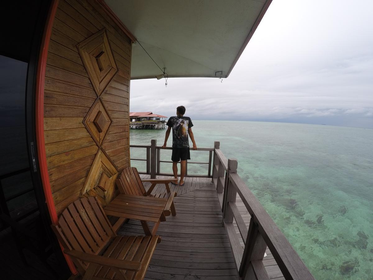 Mabul Paradise Lodge Mabul Island Exterior photo