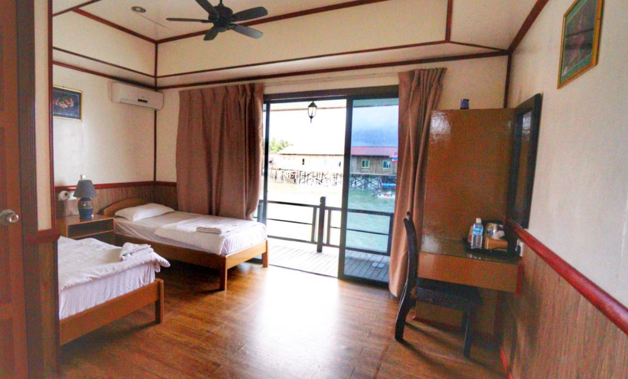 Mabul Paradise Lodge Mabul Island Exterior photo