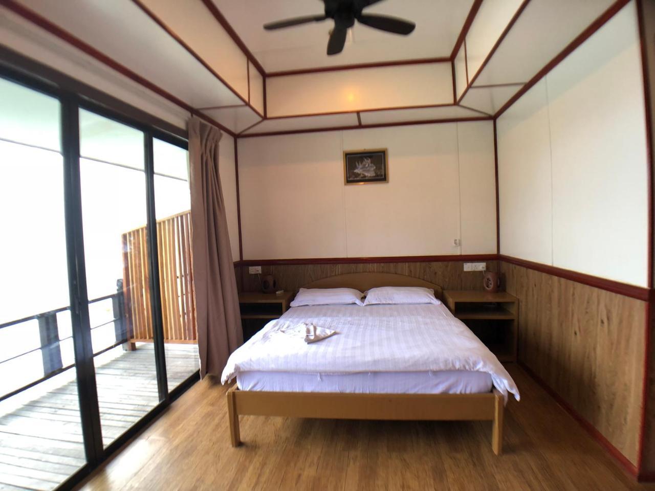 Mabul Paradise Lodge Mabul Island Exterior photo
